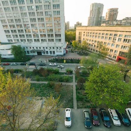 Уютная Студия На Метро Печерская В Центре Киева Kiev Bagian luar foto